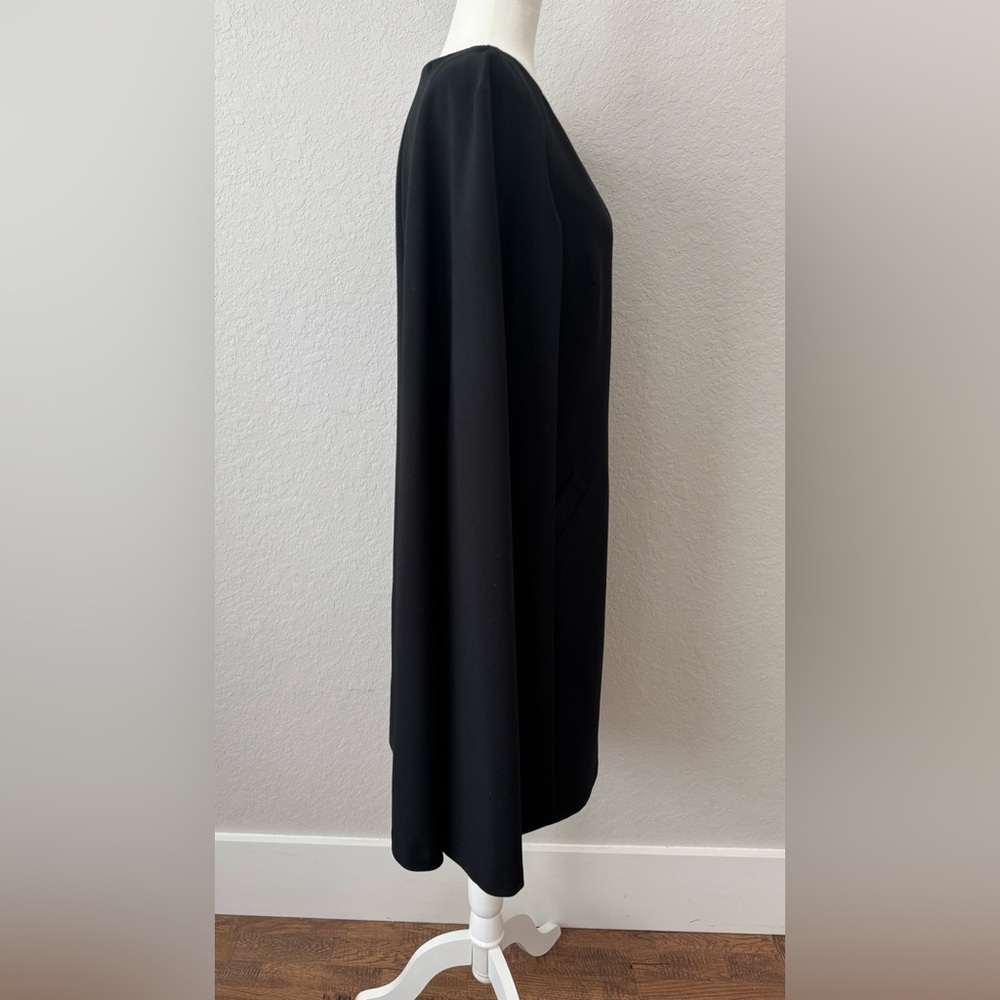 Trina Turk‎ Shinrin Black V-Neck Cape Dress Women's Size 6 Q - Picture 4 of 11